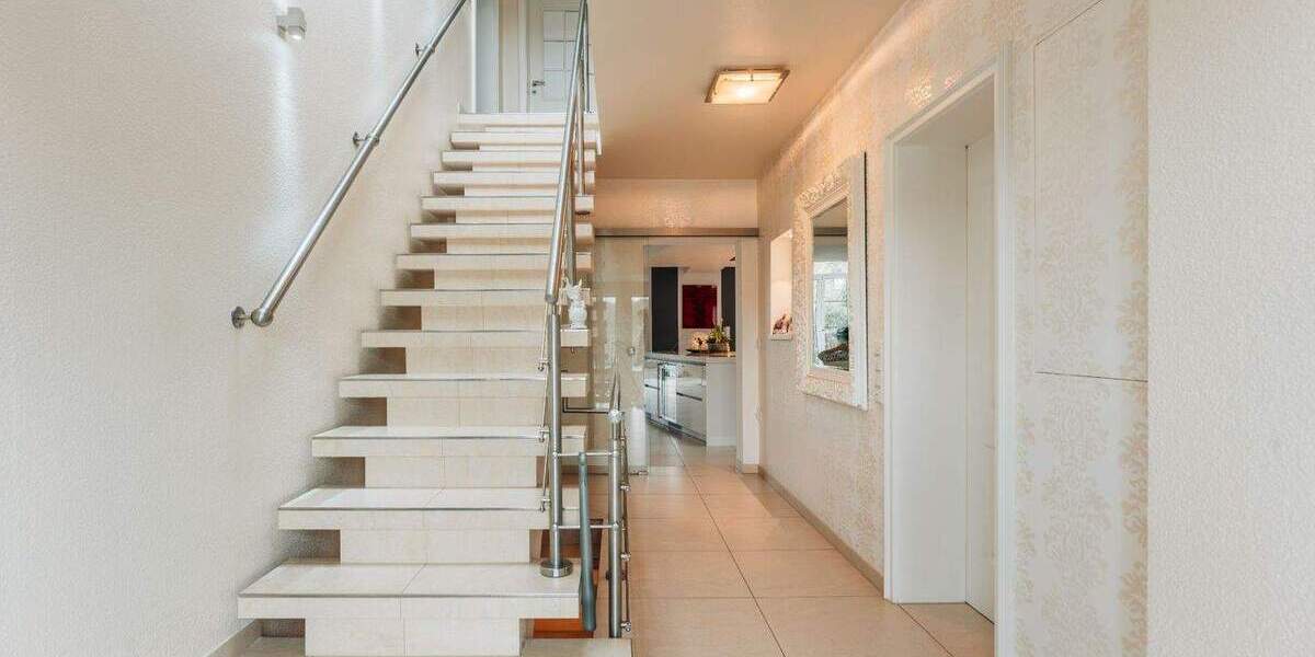 Einfamilienhaus Bergisch Gladbach Schildgen - 7 Zimmer, 282 m&sup2;, 945.000&euro; | Angebot:24138043