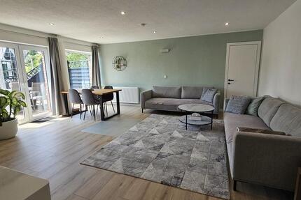 Moderne 4-Zimmer-Wohnung mit großer Terrasse, Garten & Waldrand