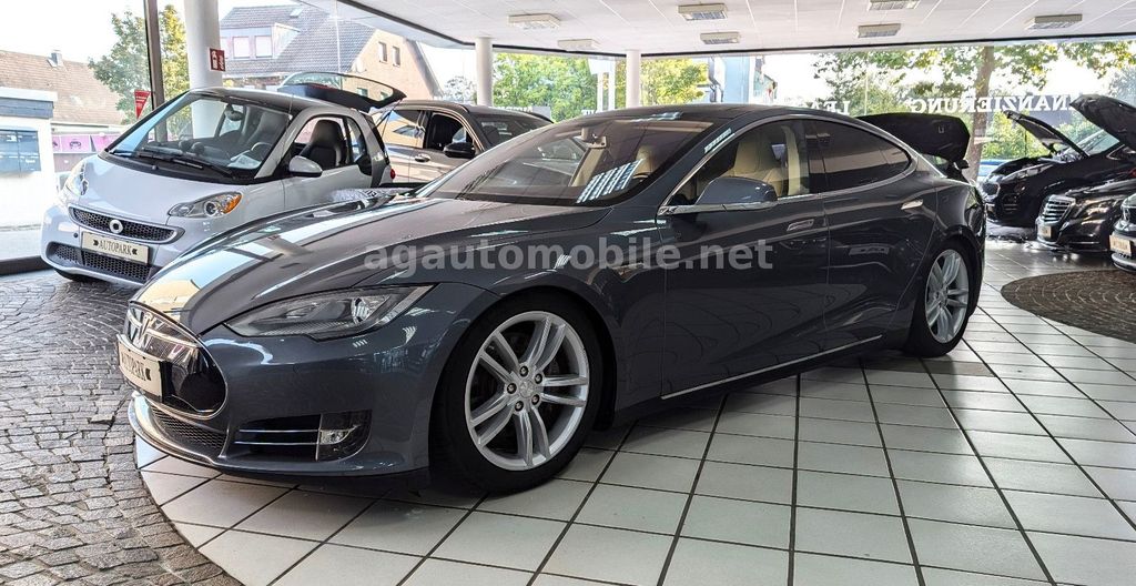 Tesla Model S 273.000 km 22.999 &euro; Hilden 40721
