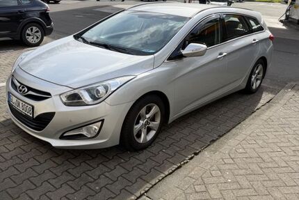Hyundai i40 177.400 km 6.500 &euro; Bergisch Gladbach 51429