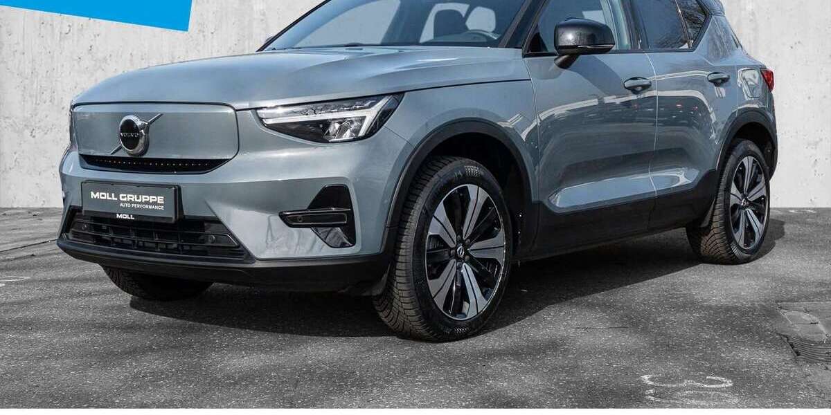 Volvo XC40 70.680 km 27.350 &euro; Düsseldorf 40474