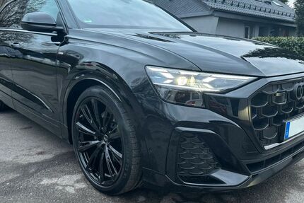 Audi Q8 12.500 km 116.620 &euro; Langenfeld 40764