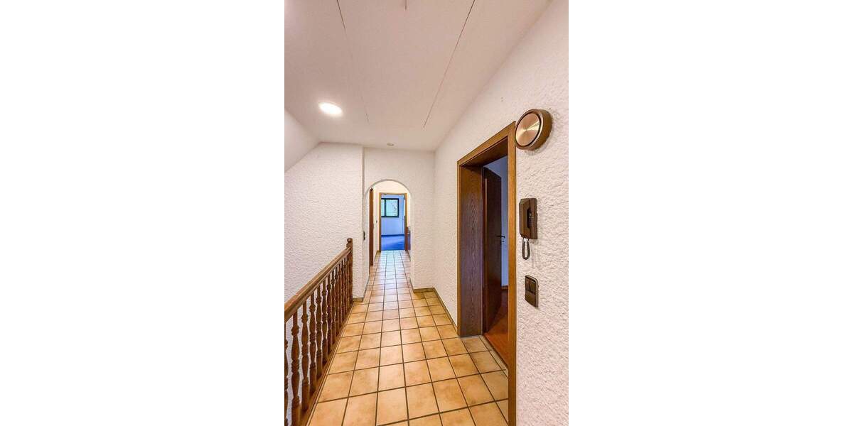 Einfamilienhaus Rösrath Kleineichen - 7 Zimmer, 167 m&sup2;, 845.000&euro; | Angebot:25706573