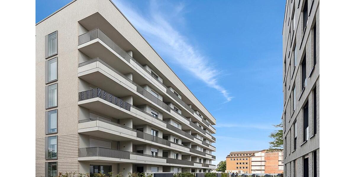 Familien aufgepasst: Großzügige 4-Zimmer-Wohnung mit Balkon und zwei Bädern (mietpreisgedämpft) 4 zimmer