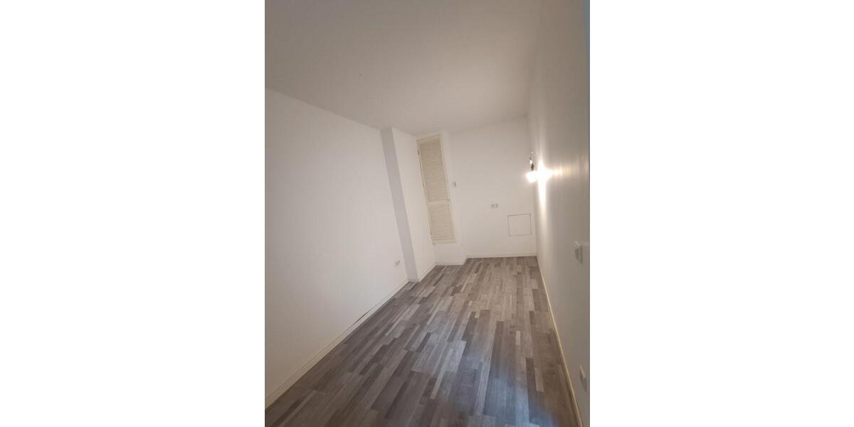 Erdgeschoßwohnung Neuss - 1 Zimmer, 33 m&sup2;, 111.950&euro; | Angebot:27132105