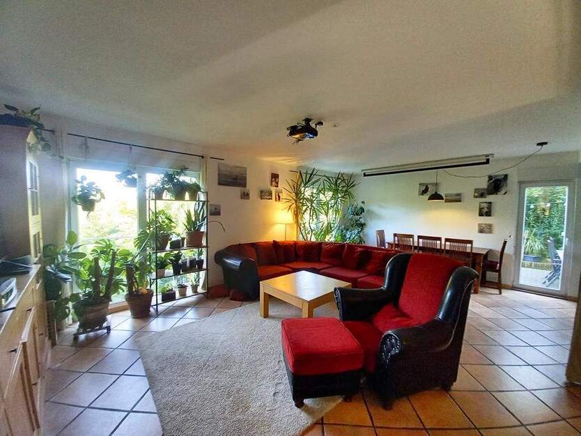 CITYHOUSE: Schöne Doppelhaushälfte mit großem Garten, Hobbyraum Souterrain, Keller, Terrasse 4 zimmer