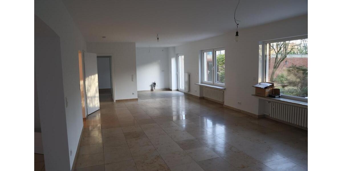 große helle Wohnung mit Garten im Stadionviertel 4 zimmer