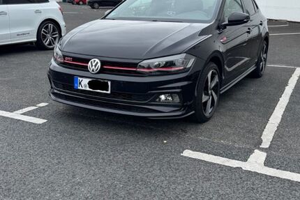 VW Polo 142.700 km 13.100 &euro; Köln 51145