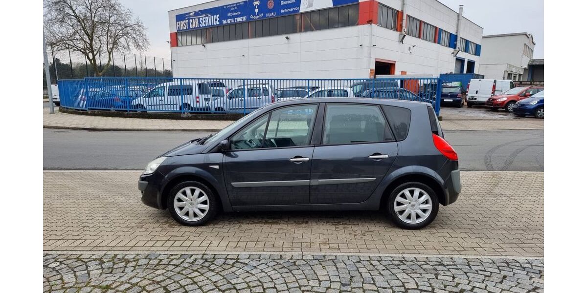 Renault Scenic 132.790 km 3.399 &euro; Düsseldorf 40599