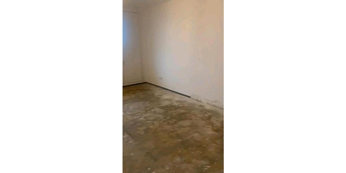 3-Zimmer-Wohnung mit Balkon und Tiefgaragenstellplatz 3 zimmer