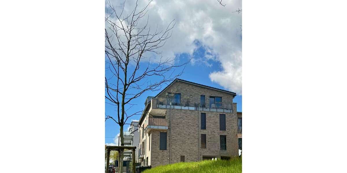 Etagenwohnung Frechen - 4 Zimmer, 138 m&sup2;, 2.495&euro; | Angebot:26869502