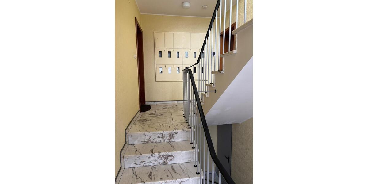 Dachgeschoßwohnung Leverkusen Bürrig - 1 Zimmer, 46 m&sup2;, 500&euro; | Angebot:25511497