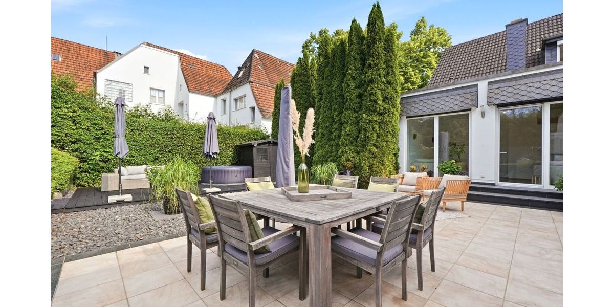 Mit 3D: Historischer Charme trifft modernen Wohnkomfort – umfangreich modernisiertes Einfamilienhaus mit Einliegerwohnung. - Einfamilienhaus Solingen Höhscheid | Angebot:26980800