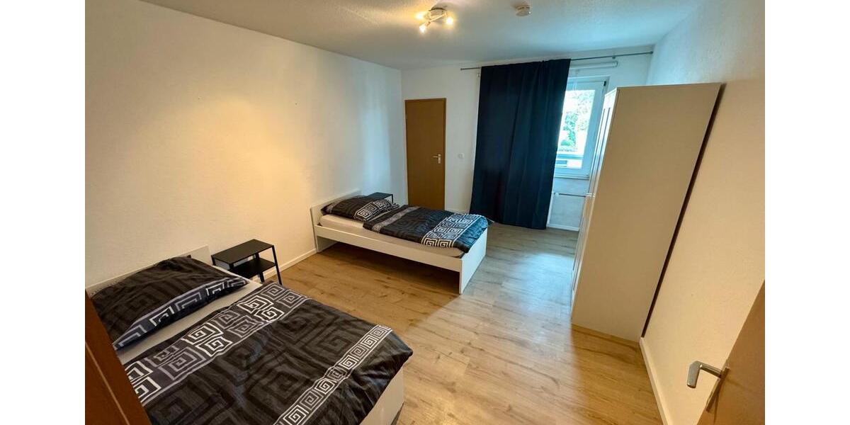 Etagenwohnung Langenfeld (Rheinland) - 2 Zimmer, 66 m&sup2;, 15&euro; | Angebot:26701951