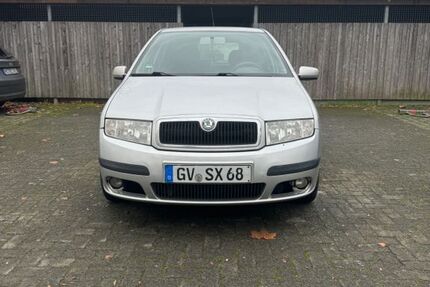 Skoda Fabia 234.000 km 800 &euro; Neuss 41470