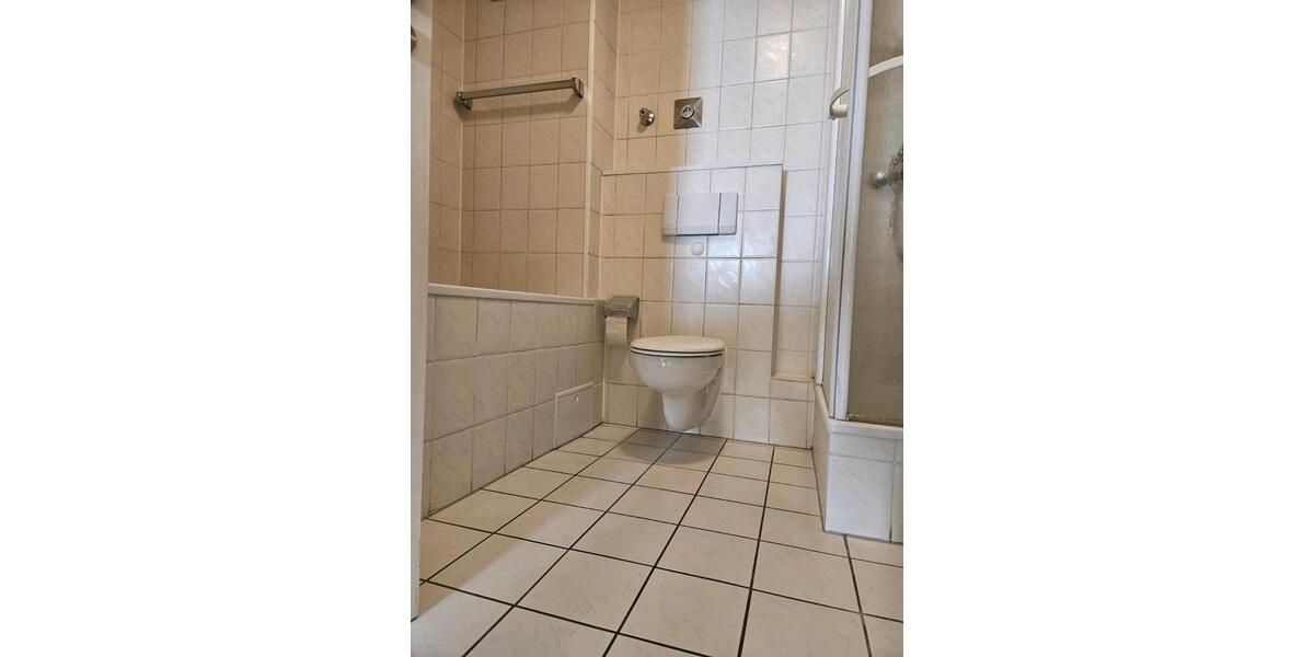 Etagenwohnung Erftstadt - 3 Zimmer, 83 m&sup2;, 1.150&euro; | Angebot:26407226
