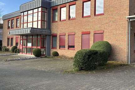 Büro in Burscheid 6.385 € 560 m² zimmer