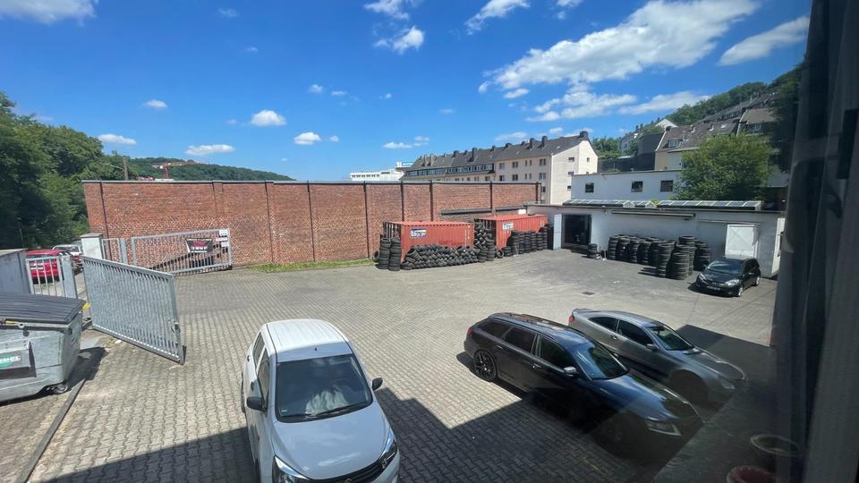 Freie LagerhallenBüro in 42857 Remscheid und 42119 Wuppertal zimmer