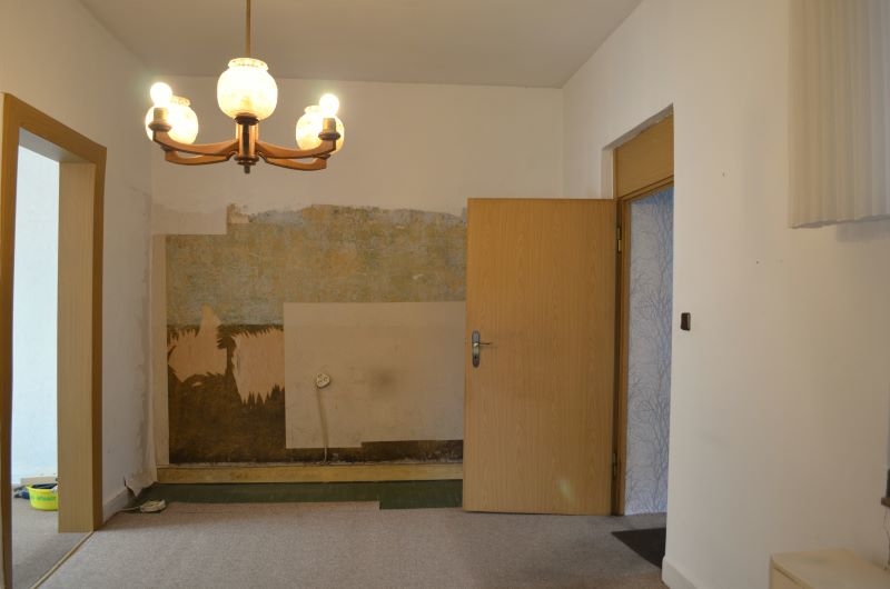 Handwerker aufgepasst: Knusperhäuschen mit Potenzial unmittelbar an Rhein und Wupper gelegen! 6 zimmer