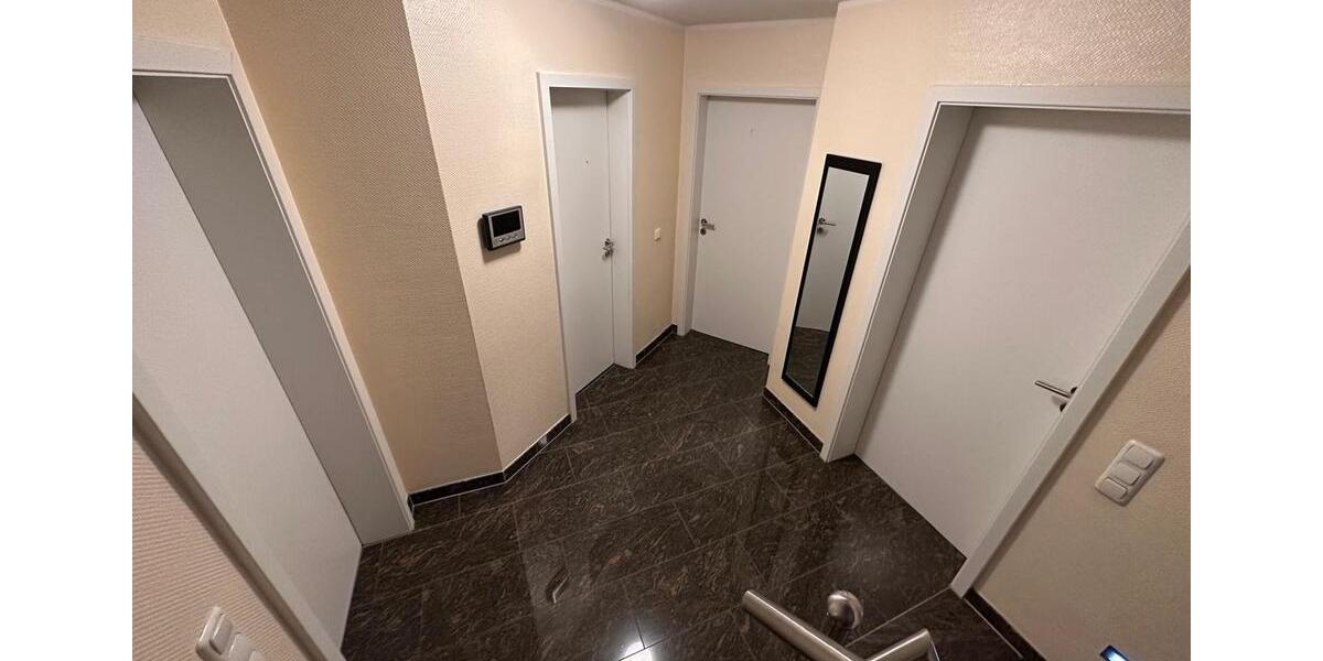 Moderne Doppelhaushälfte zur Miete (WG geeignet) 4.5 zimmer