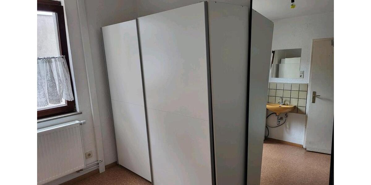 Etagenwohnung Frechen - 1 Zimmer, 15 m&sup2;, 400&euro; | Angebot:24954466