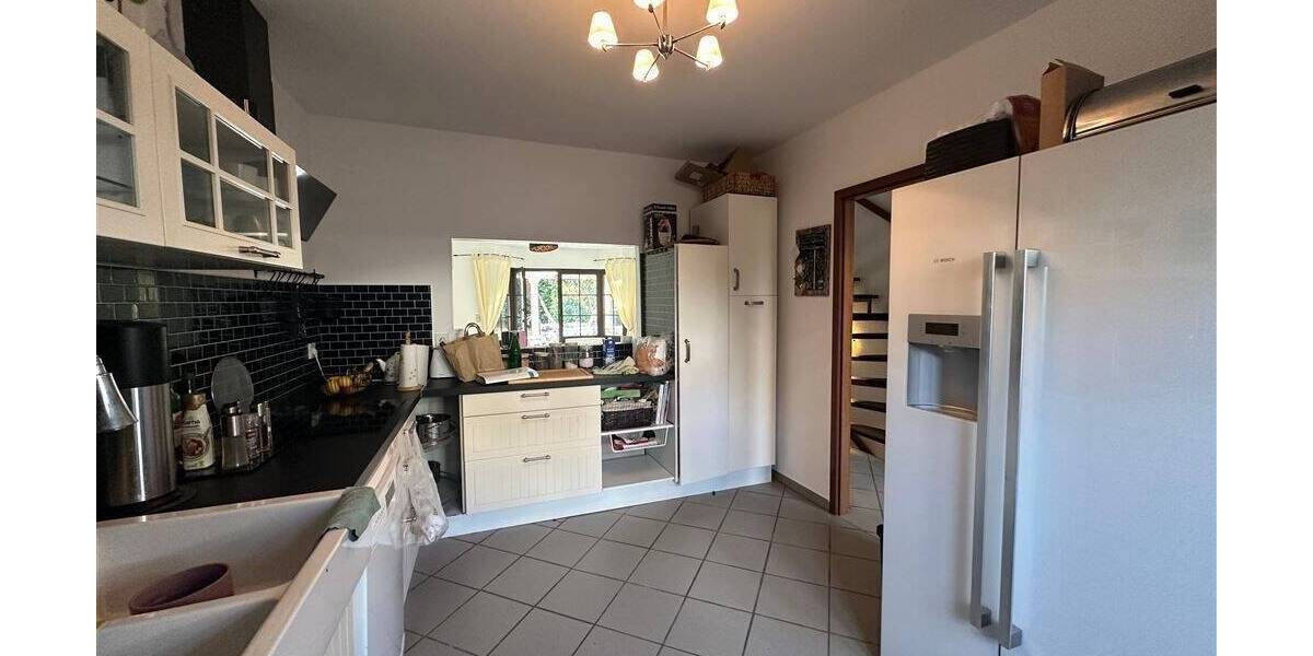 Willkommen in Ihrem neuen Zuhause - einem Ort voller Licht, Wärme und Wohlgefühl 6 zimmer