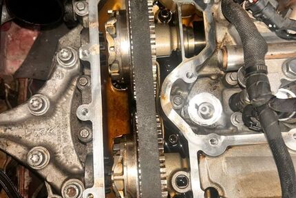 Peugeot 2008 87.645 km 9.390 € Köln 51103