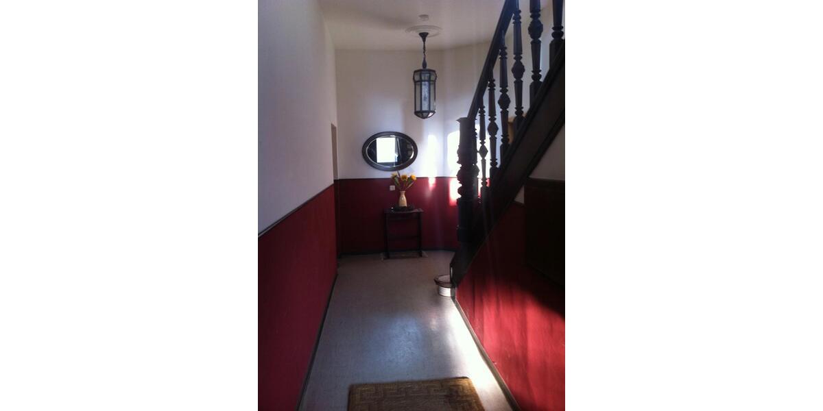 EG-3-zi.Wg m. Terrasse in Altbauvilla am Rhein befristet bis 6-28 3 zimmer