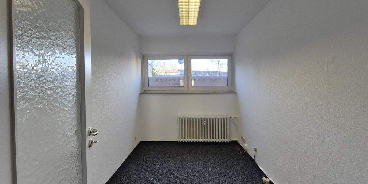 Gewerbeobjekt Remscheid Lennep - 4 Zimmer, 660&euro; | Angebot:26176314