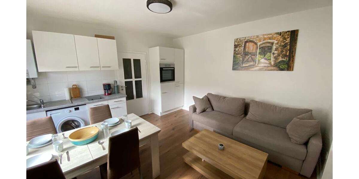 D-Zoo, attraktive möbl. 2 Zi. ETW, ruhig und Zentral , ca. 40qm Wfl., 8qm Nfl. im Keller zimmer