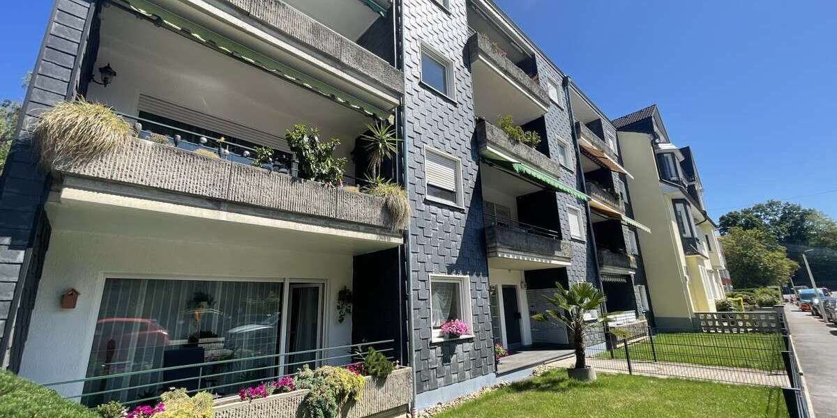 Etagenwohnung Solingen Ohligs - 4 Zimmer, 102 m&sup2;, 1.200&euro; | Angebot:27147239