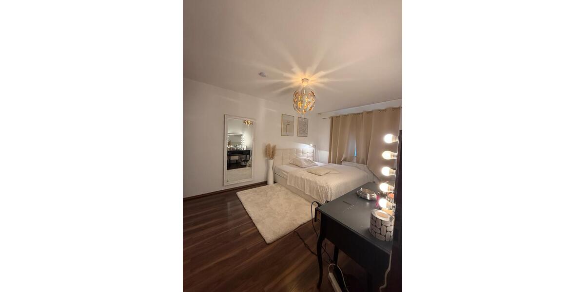 Erdgeschoßwohnung Köln Lindenthal - 2 Zimmer, 65 m&sup2;, 1.300&euro; | Angebot:25654668