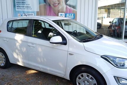Hyundai i20 175.515 km 4.476 &euro; Wermelskirchen 42929
