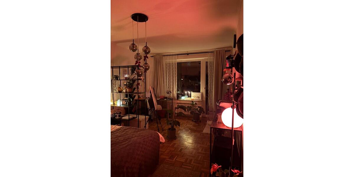 Etagenwohnung Düsseldorf Stadtbezirk 2 - 2 Zimmer, 34 m&sup2;, 700&euro; | Angebot:25307107