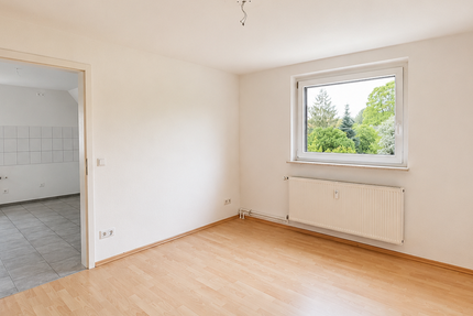 Wohnung Düsseldorf Stadtbezirk 5 - 4 Zimmer, 121 m&sup2;, 165.000&euro; | Angebot:27153976