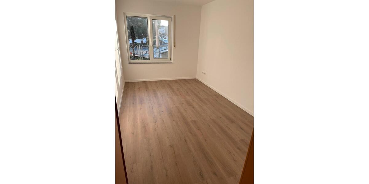 Etagenwohnung Bergheim Auenheim - 2.5 Zimmer, 73 m&sup2;, 315.000&euro; | Angebot:25945498