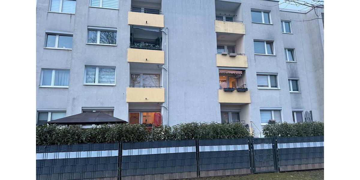 Etagenwohnung Monheim am Rhein - 4 Zimmer, 90 m&sup2;, 1.400&euro; | Angebot:25284240