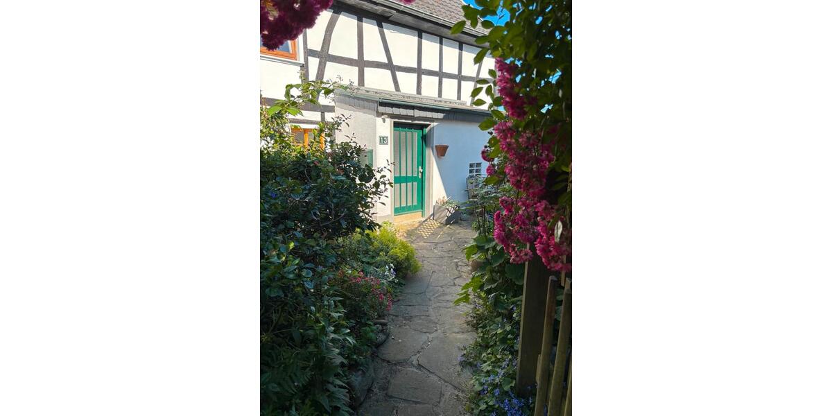 Einfamilienhaus Lohmar - 3 Zimmer, 51 m&sup2;, 147.000&euro; | Angebot:27083300