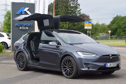 Tesla Model X 55.800 km 64.890 &euro; Köln 51147