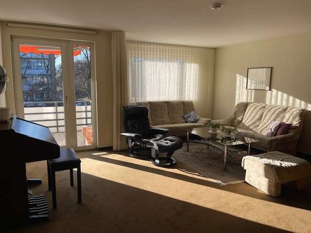 Etagenwohnung Hilden Kalstert - 4 Zimmer, 95 m&sup2;, 345.000&euro; | Angebot:25372497