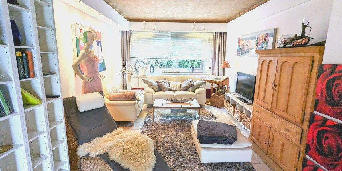 Gepflegtes 1-2-Familienhaus mit Palmengarten und Garage sucht nette Eigentümer 7 zimmer