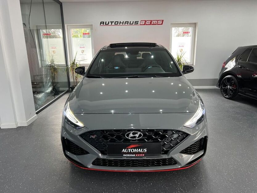 i30