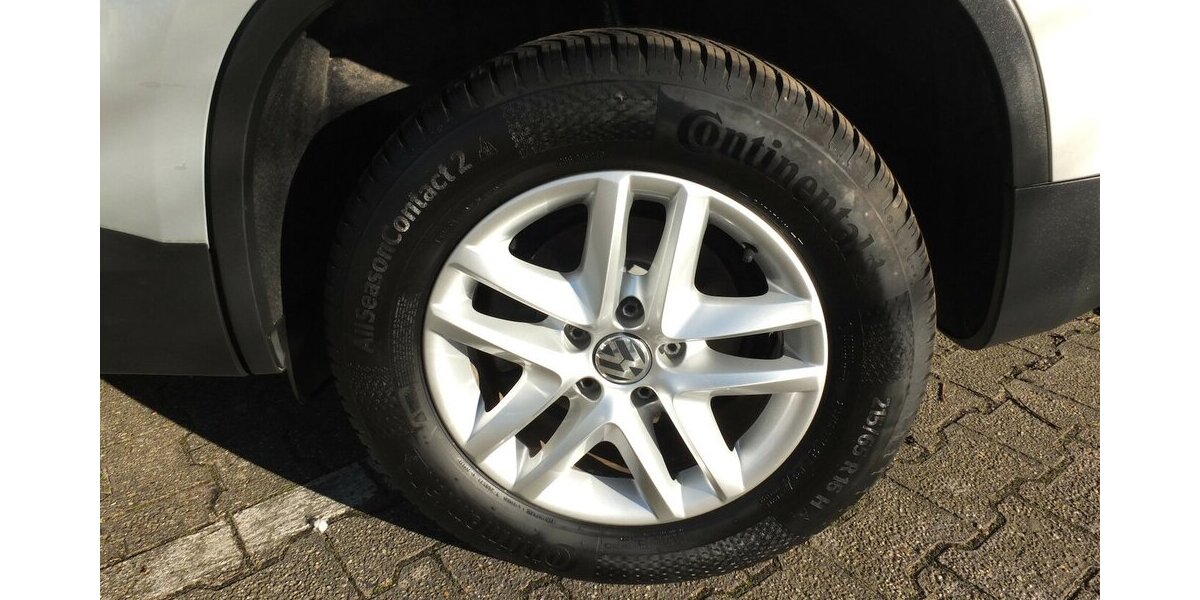 VW Tiguan 1.4 TSi FREESTYLE orig ATM 68.108km 147.540 km 9.704 &euro; Köln 50858