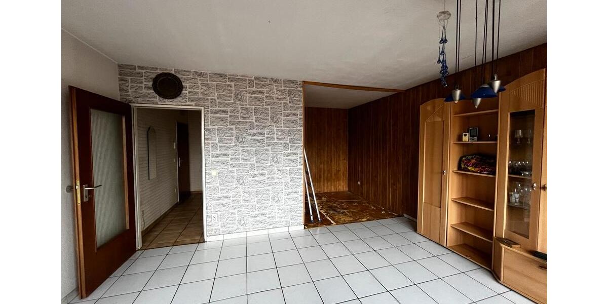 Schön geschnittenes Appartement mit Balkon 