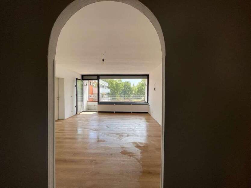 Wohnung zum Kaufen in Düsseldorf 329.500 € 99 m² 4 zimmer