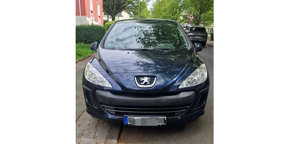 Peugeot 308 150.412 km 3.100 &euro; Solingen 42657