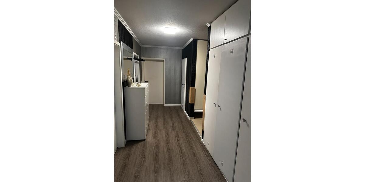 Etagenwohnung Remscheid - 4 Zimmer, 97 m&sup2;, 230.000&euro; | Angebot:26322373