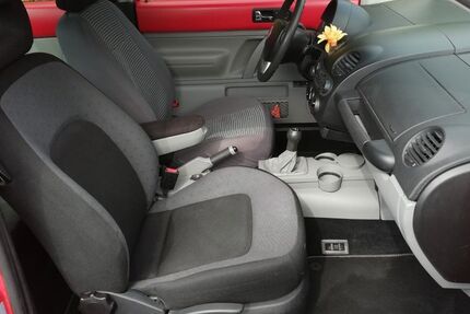 VW Beetle 153.200 km 1.200 &euro; Neuss 41466