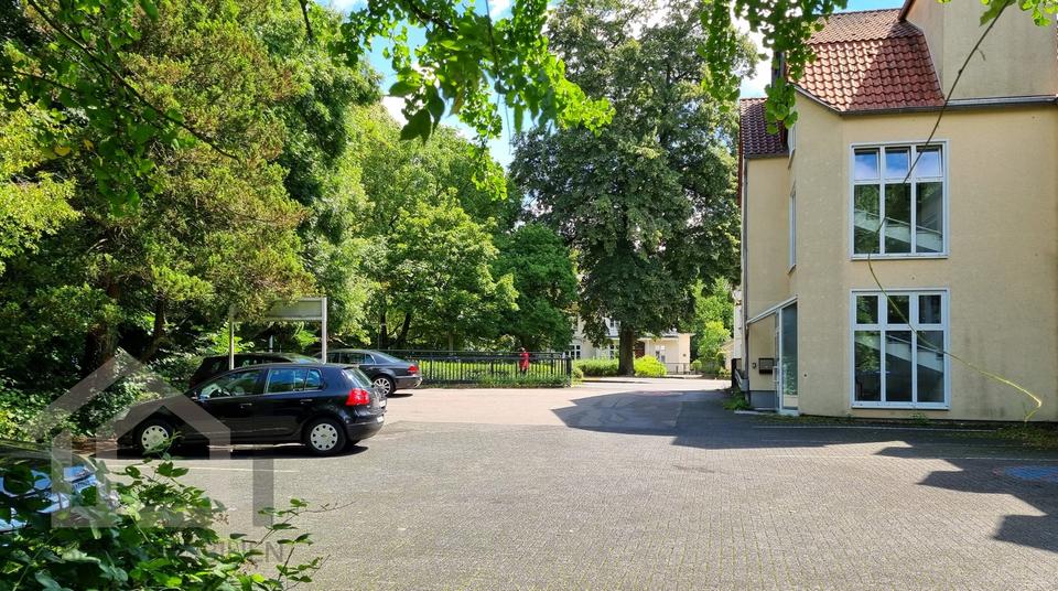 Kleine, feine Praxis-Bürofläche in Schlebuscher Lage zimmer