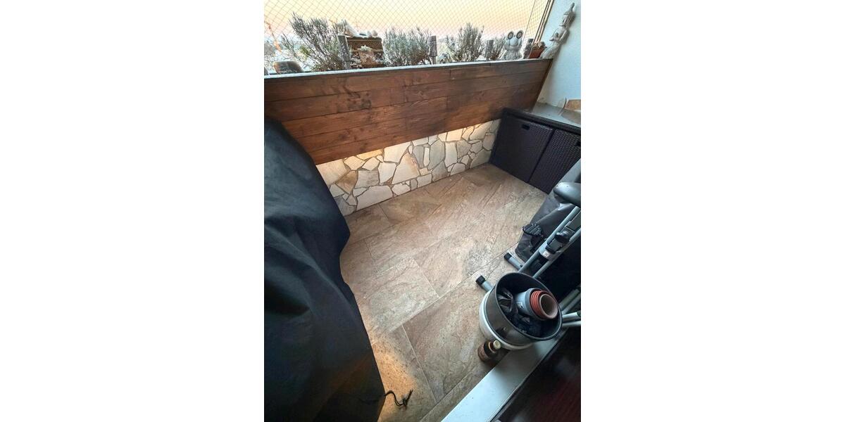 PROVISIONSFREIE 2 Zimmerwohnung mit Einbauküche und TG-Stellplatz 2 zimmer